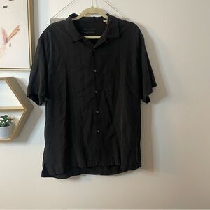 Tommy Bahama Original Fit I Say Merlot Black Short Sleeve Shirt 100% Silk Large